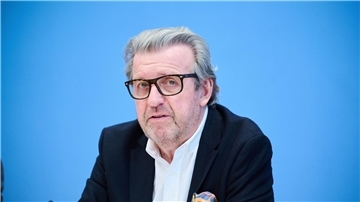 „Ich rechne damit, dass die Firmen 2024 Personal abbauen werden“: Gesamtmetall-Chef Stefan Wolf.
