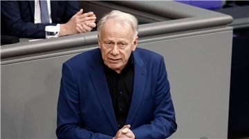 Ihm verdanken wir den Einwegpfand, jetzt will Grünen-Politiker Jürgen Trittin sein Bundestagsmandat nach 25 Jahren niederlegen.