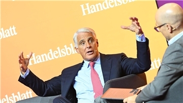 Im Herzen Frankfurts erläutert der Unicredit-Chef seine Pläne zu einer Übernahme der Commerzbank. (Foto Handout)