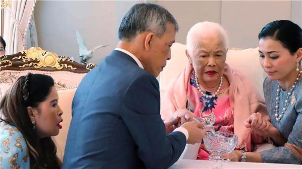 Königin der Herzen: Thailand trauert um Sirikit Im hohen Alter waren Bilder der Ex-Monarchin selten. (Archivbild)