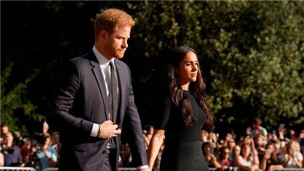 Royals: Was steht im ersten Jahr ohne die Queen an? Im Januar soll Harrys Autobiografie erscheinen. Das könnte ein weiterer Tiefschlag für die Beziehung zum Palast bedeuten.
