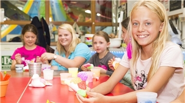 Im Kids-Club der Spielscheune sind die Kinder in den Ferien gut aufgehoben und können viel Spaß haben.