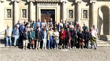 Nordenhamer Sternfreunde vor dem Landesmuseum für Vorgeschichte in Halle