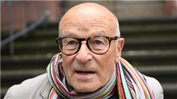 Im Mai wird Volker Schlöndorff mit dem Preis „Goldener Ochse“ ausgezeichnet.