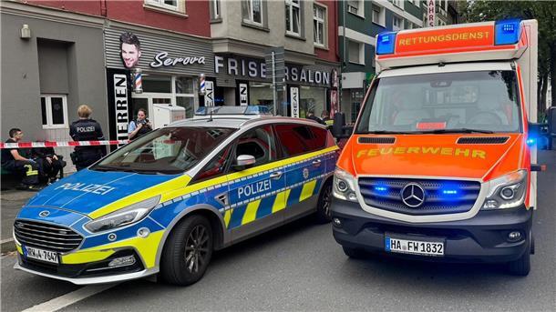 Im nordrhein-westfälischen Hagen sind Schüsse gefallen. Einsatzkräfte sind mit einem Großaufgebot vor Ort.