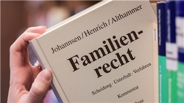 Im Schnitt hielten Ehen in Niedersachsen 14 Jahre, bevor sie geschieden wurden. Rund 16 Prozent der Paare trennten sich sogar erst nach 25 oder mehr Ehejahren. (Symbolbild) 