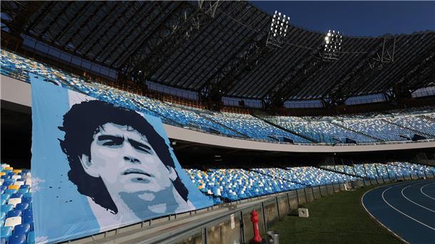 Im Stadio Diego Armando Maradona sind am Dienstagabend keine Eintracht-Fans zugelassen. (Archivbild)