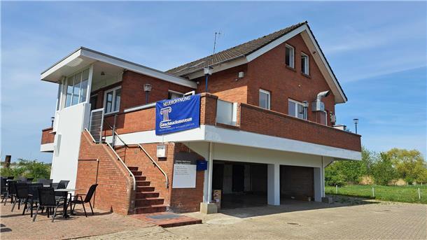Stelzenhaus in Dedesdorf: Wer ist der neue Wirt an der Weser? Im Stelzenhaus in Dedesdorf gab es schon verschiedene Restaurants. Am 1. Mai wurde dort das „Geschmacksmuseum“ eröffnet.
