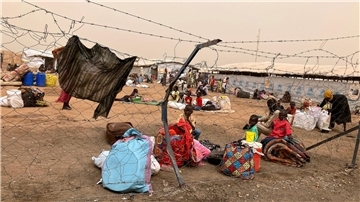 Einnahme wichtiger Stadt El Fascher im Sudan befürchtet Im Sudan herrscht seit April 2023 ein blutiger Machtkampf zwischen De-facto-Machthaber Abdel-Fattah al-Burhan und seinem einstigen Stellvertreter Mohamed Hamdan Daglo, der die RSF kommandiert. (Archivbild)