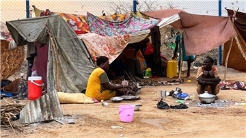Im Sudan kämpfen seit April 2023 die Armee und die paramilitärische Gruppe Rapid Support Forces (RSF) um die Macht. Hilfe für die Menschen gibt es kaum.