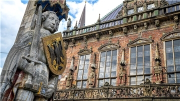 In Bremen steigt der Landesmindestlohn um gut einen Euro pro Stunde. (Symbolbild)