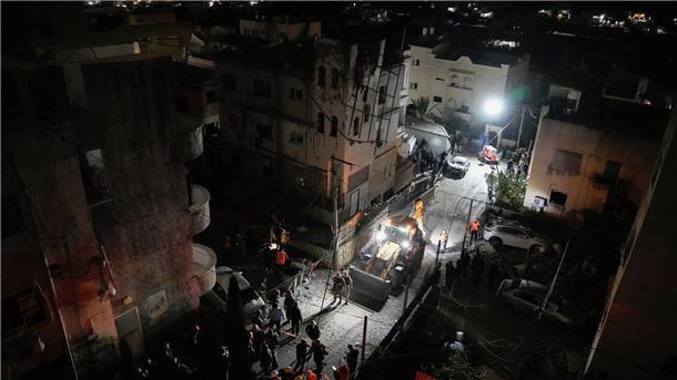G20 fordern von Israel mehr Hilfe - Plünderung in Gaza In dem überwiegend von arabischen Israelis bewohnten Ort starb eine Frau durch den Einschlag einer Hisbollah-Rakete.