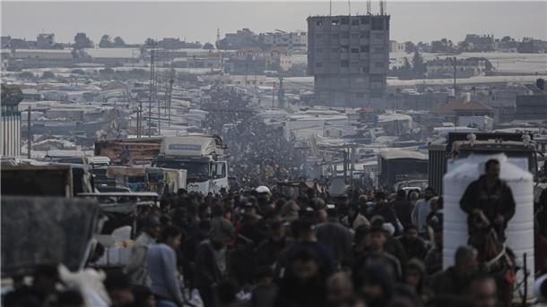In den ersten Wochen des Krieges versuchten Tausende Ausländer und Palästinenser, den Gazastreifen zu verlassen.
