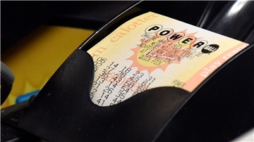 In den USA ist die höchste Jackpot-Summe in der Geschichte der Powerball-Lotterie gewonnen worden.