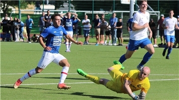 1. FC Nordenham Harpstedter TB Fußball-Bezirksliga Jan Luca Hedemann