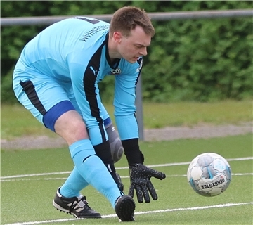 Jendrik Heinecke ist Torwart des 1. FC Nordenham in der Kreisliga.