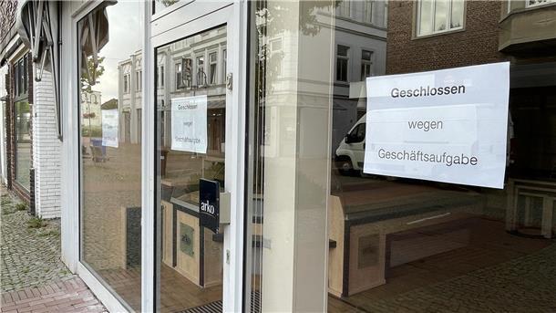 In der Arko-Filiale in der Nordenhamer Fußgängerzone gingen die Lichter aus. Zum Glück fand sich eine Nachnutzung für das Ladenlokal.