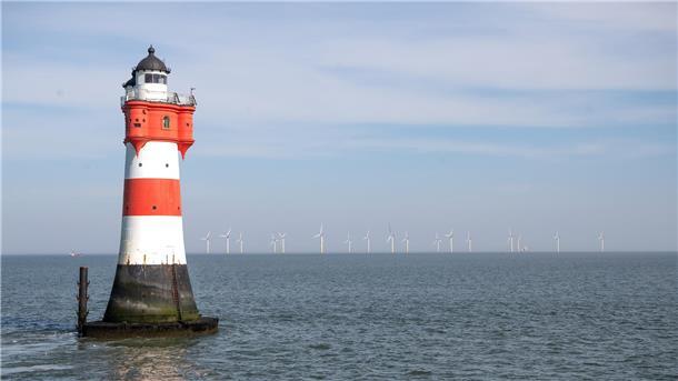 Petition Weltkulturerbe: Leuchtturm „Roter Sand“ benötigt 5.000 Stimmen In der Außenweser steht der Leuchtturm Roter Sand. Er muss saniert werden.
