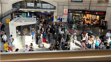 Nach Störung am Bremer Hauptbahnhof: Züge rollen wieder in Richtung Bremerhaven Züge nach Bremerhaven fallen reihenweise aus: Störung am Bremer Hauptbahnhof