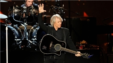 In der Doku-Serie „Thank You, Goodnight: The Bon Jovi Story“ blickt Jon Bon Jovi auf seine mehr als 40-jährige Karriere zurück.