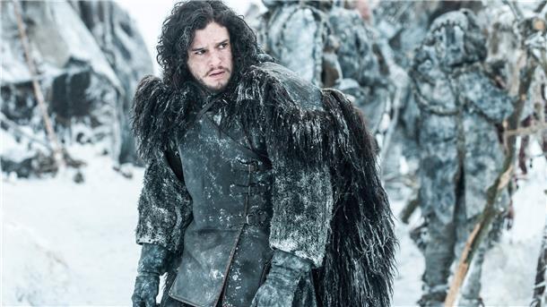 In der dritten Staffel von „Games of Thrones“ wird es richtig kalt, ein einziger Winter dauert Jahrzehnte. Das ist hart für Jon Snow (Kit Harington), der als Gefangener das Lager der Wildlinge erreicht.