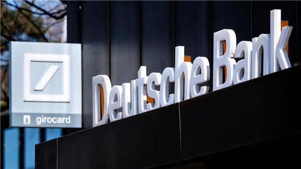 Deutsche Bank will mehr für Klimaschutz tun In der Finanzbranche gibt es zahlreiche Bemühungen um mehr Klimaschutz - auch die Deutsche Bank will nachhaltiger arbeiten.