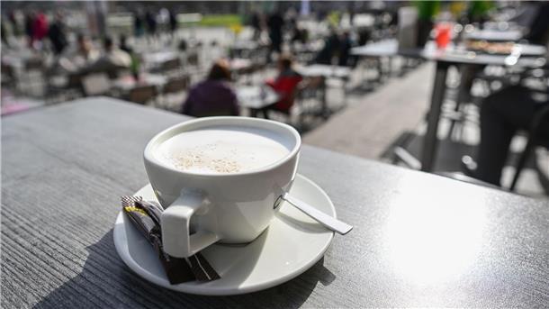 In der Gastronomie steigt der Umsatz wieder.