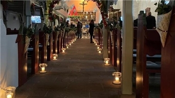 In der Heeslinger St.-Viti-Kirche erklangen weihnachtliche Kulthits im fetzigen Big-Band-Sound. Das Publikum war begeistert.