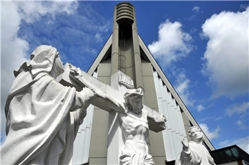 Die katholische Kirche St. Ansgar in Bremerhaven-Leherheide. 