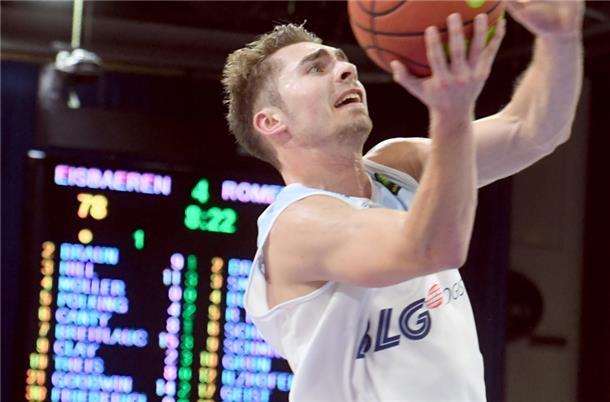 Breitlauch sucht berufliche Perspektive neben dem Basketball In der kommenden Saison wird Adrian Breitlauch seine Körbe nicht mehr in der Stadthalle werfen.