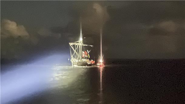 Die Kogge „Ubena“ schlägt vor Wremen leck – Passagiere und Schiff gerettet In der Nacht passsierte das Malheur.