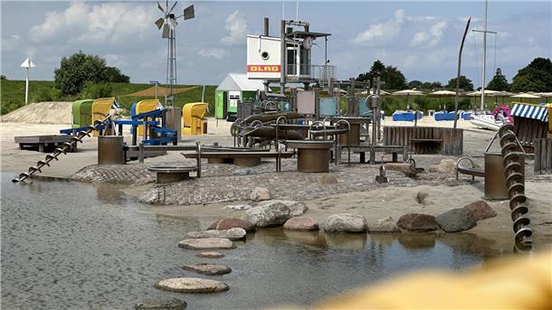 Butjadingen: In der Nordsee-Lagune kann endlich gebadet werden künstliches Badegewässer