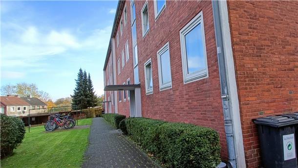 In diesem Wohnhaus in Stade hat die Mutter mit ihrer kleinen Tochter gelebt. Ihr jetziger Aufenthaltsort ist nicht bekannt. 