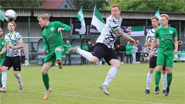 ESV Nordenham gegen SG Burhave/Stollhamm in der 1. Fußball-Kreisklasse Nord