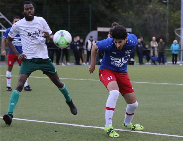 1. FC Nordenham gegen ESV Wilhelmshaven in der Fußball-Kreisliga
