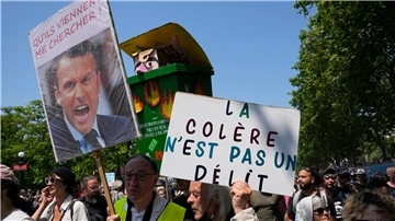 In Frankreich tritt die umstrittene Rentenreform von Präsident Macron nach monatelangen teils gewaltsamen Protesten an diesem Freitag nahezu geräuschlos in Kraft.