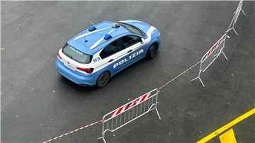 In Italien nahm die Polizei einen Beamten fest, der nach dem Einstempeln gleich wieder nach Hause ging. (Symbolbild)