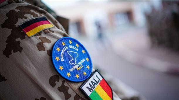 UN-Sicherheitsrat beendet Mali-Mission In Mali dürfen nach dem Beschluss des Bundestags bis zu 1400 deutsche Soldatinnen und Soldaten stationiert werden, gegenwärtig sind es rund 1100.