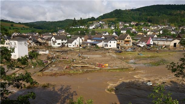 In Schuld in der Eifel wurden mehrere Häuser von den Fluten mitgerissen.