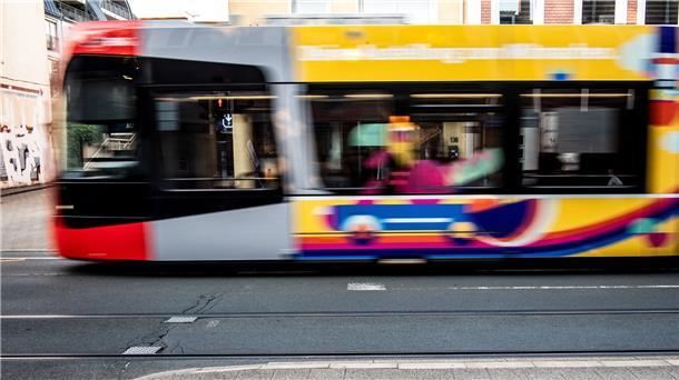 In so einer Bremer Straßenbahn ist es am vergangenen Wochenende zu dem Angriff gekommen.