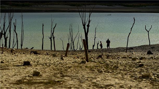 In Spanien wurden nach Angaben des nationalen Wetterdienstes in rund 100 Messstationen des ganzen Landes neue April-Rekorde registriert.