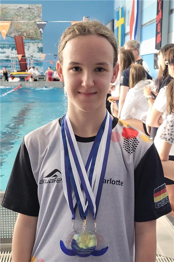 Charlotte Rüther schwimmt für den SV Nordenham