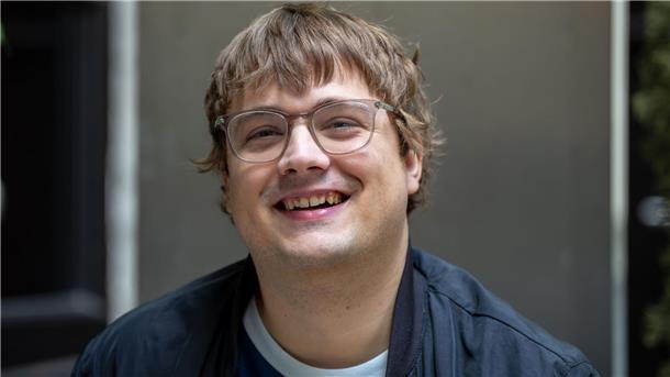 Von Narben und Kafka: Studenten-Oscar für „Außenseiter“-Film In wenigen Tagen geht es für Jens Kevin Georg nach London zur Verleihung.