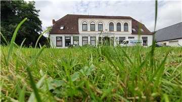 In zentraler Lage von Dorum an der Poststraße 12 soll auf einem gut 10.000 Quadratmeter großen Grundstück eine neue Wohn- und Pflegeanlage für Senioren entstehen.