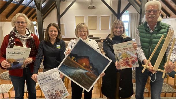 Ina Korter, Melanie Schmidt, Ulrike Schmitt, Tina Krämer und Gerhard Lambertus (von links) freuen sich auf den Markt für Kunst und Kreatives.
