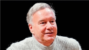 Intendant Nico Hofmann stellte das Programm vor.