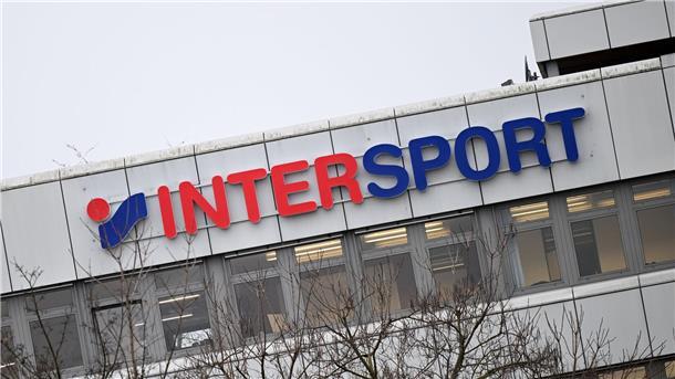 Intersport-Chef hofft auf Verkaufsboom durch Sportevents Intersport hofft 2024 auf gute Geschäfte.