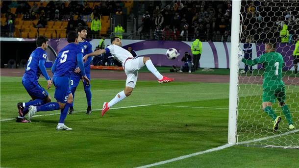 Neulinge bei Fußball-WM: Usbekistan und Jordanien dabei Iran und Usbekistan sind bei der WM dabei.