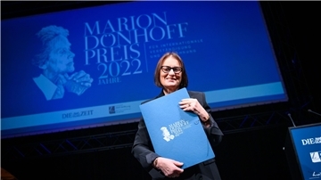 Irina Scherbakowa ist mit dem Marion-Dönhoff-Preis ausgezeichnet worden.