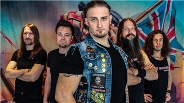 Die Tribute-Band Iron Maidnem ist 2026 einer der Headliner beim Festival Rock on Isens in Butjadingen.